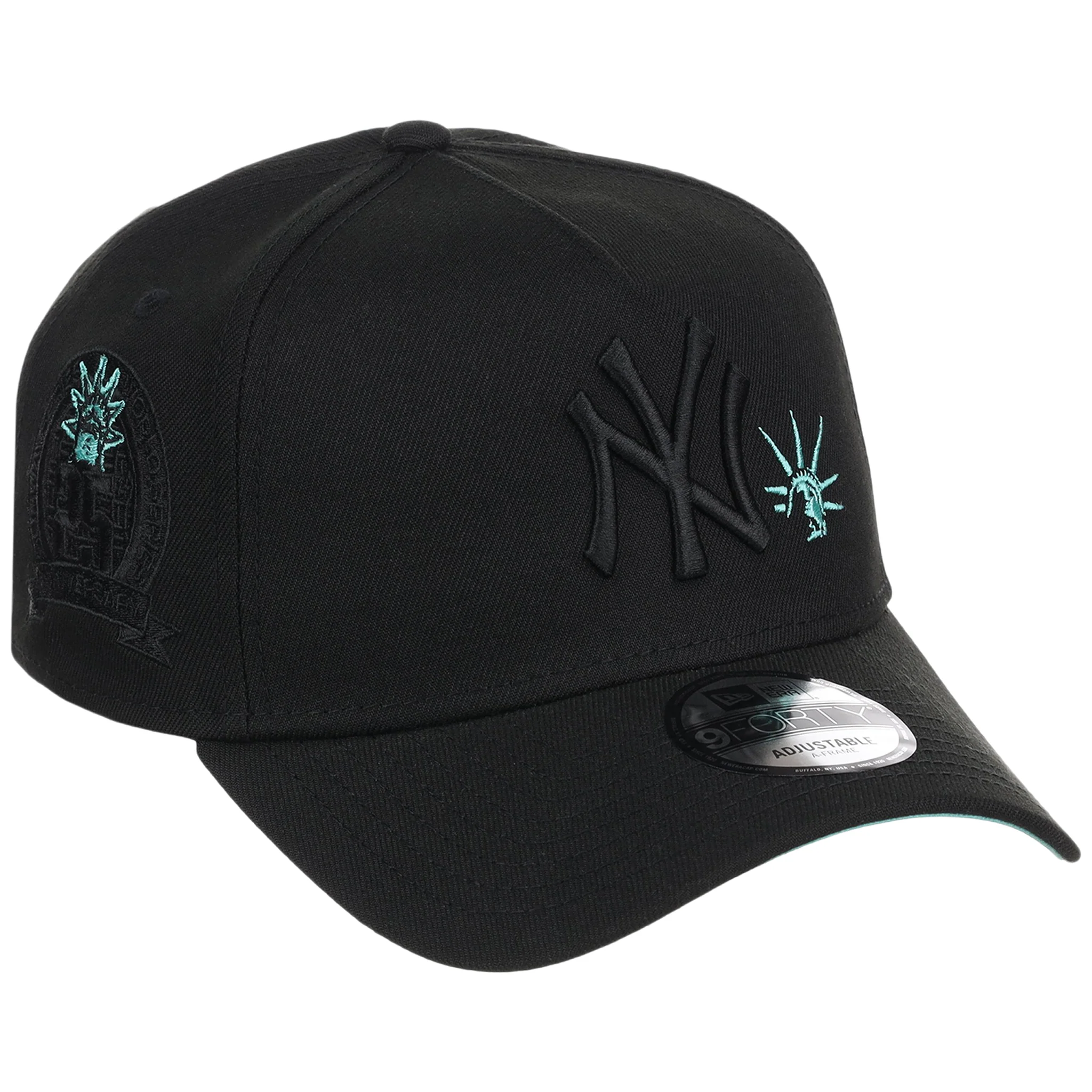 New York Yankees - New York Crown the City -  Liberty Element  New Era 9FORTY - Black/Black