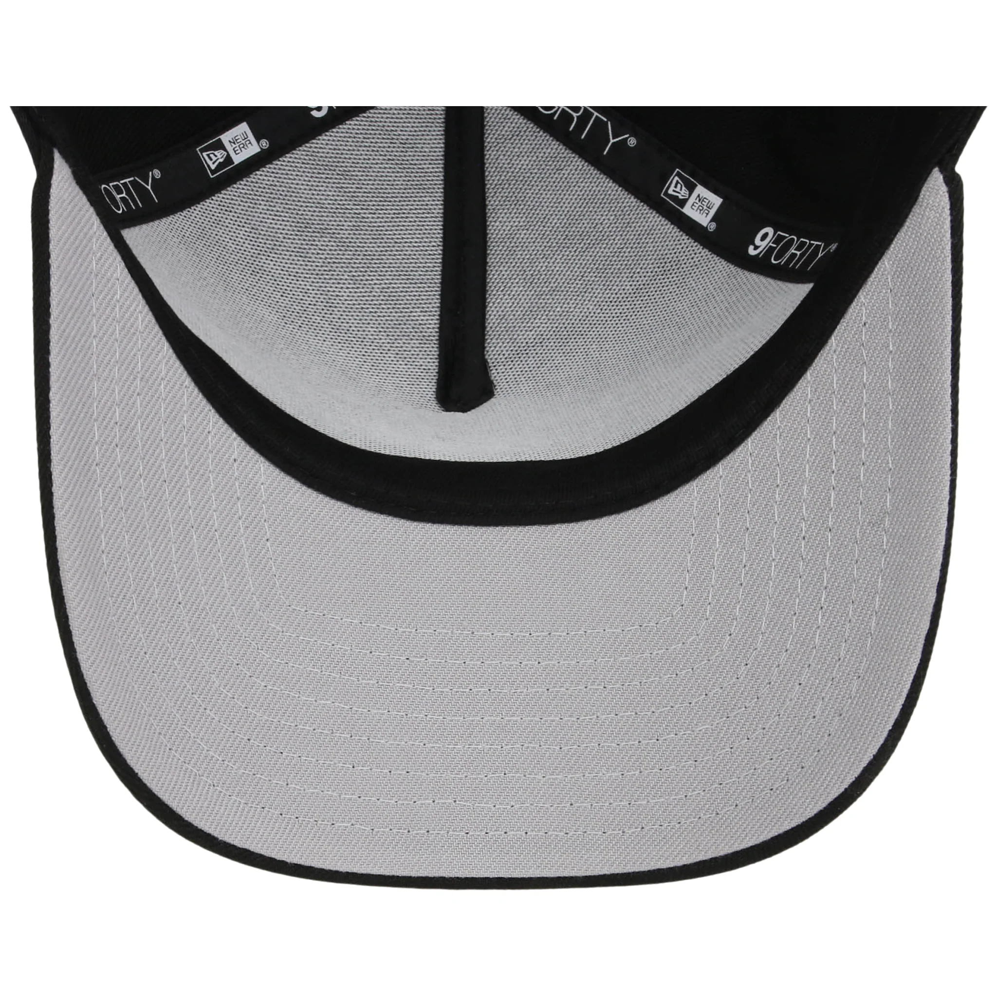 New York Yankees - New York Crown the City - Liberty New Era 9FORTY - Black/Black - Image 2