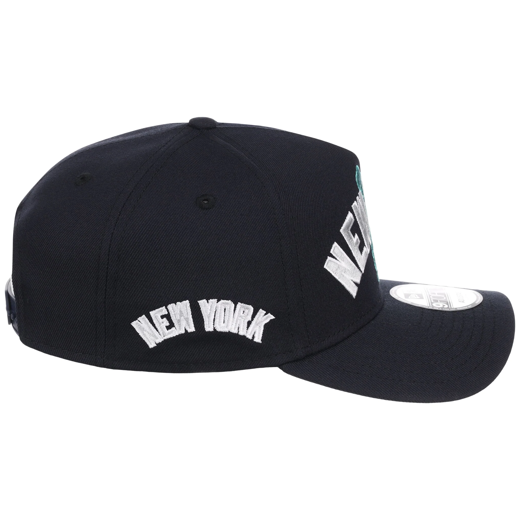 New York Yankees - New York Crown the City -  Liberty  New Era 9FORTY - Navy/Navy - Image 3
