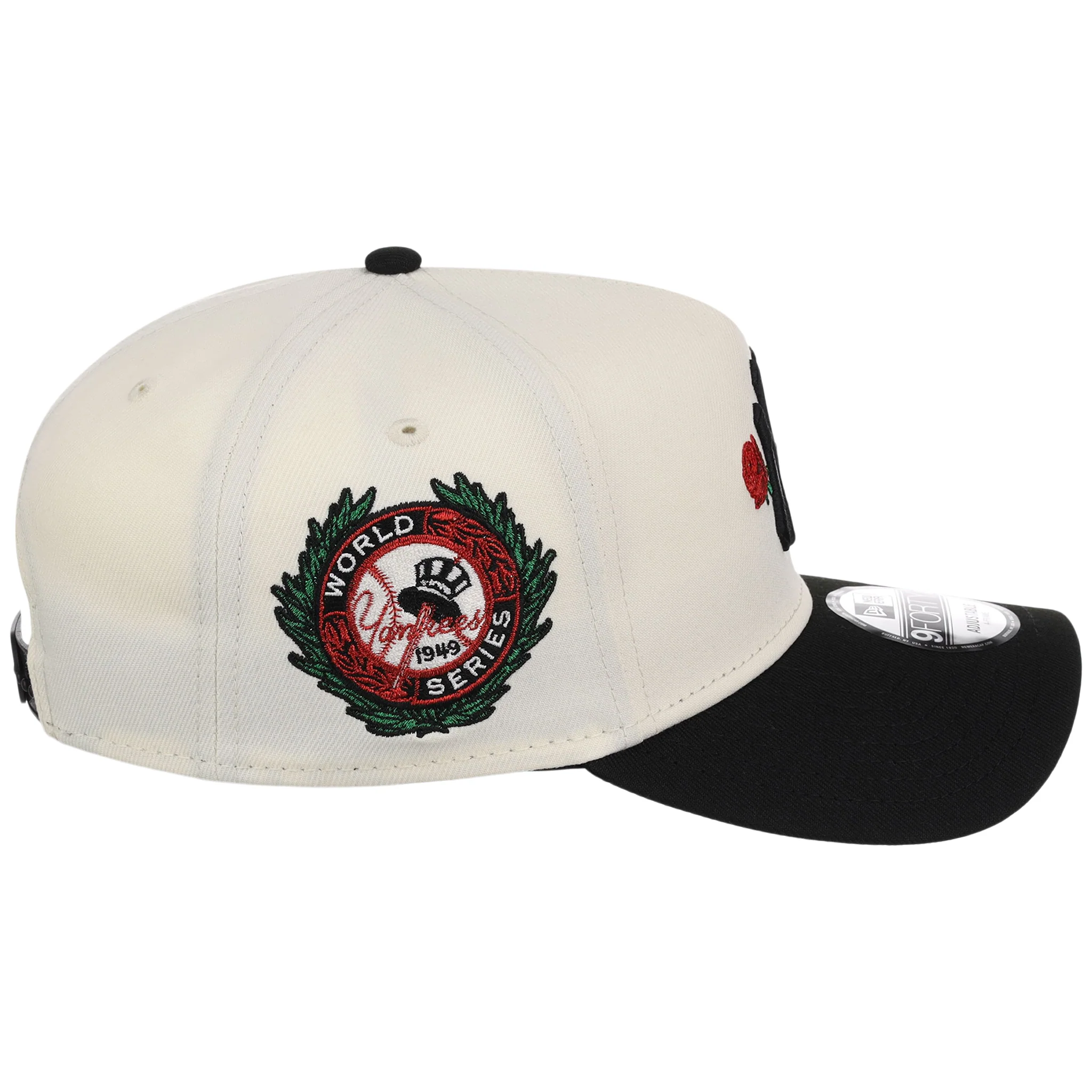 New York Yankees - New York Crown the City -  Rose  New Era 9FORTY - Chrome/Black - Image 3